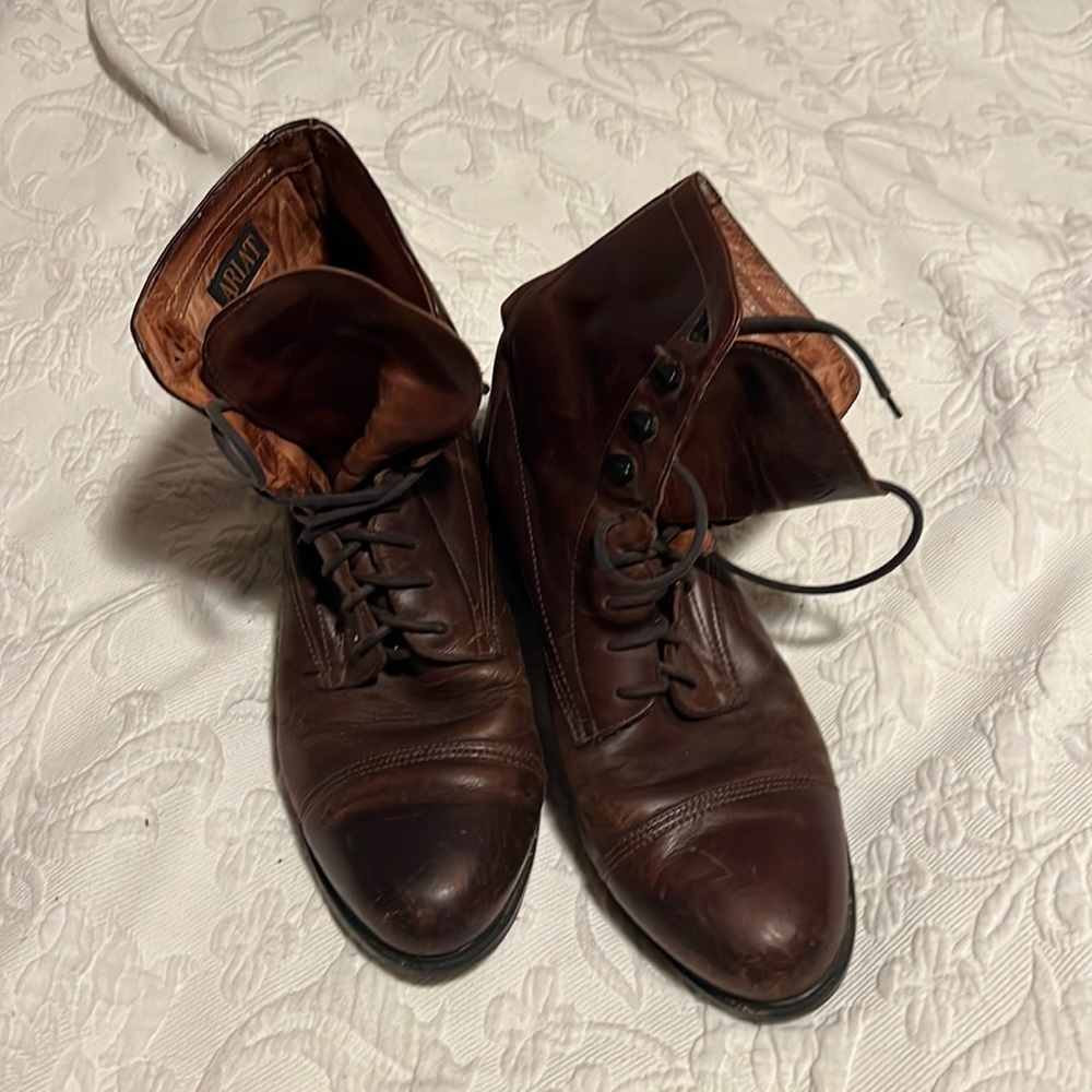 Ariat size 11 Ropers/boots